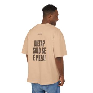 T-shirt oversize PUMP con la frase 'DIETA? SOLO SE È PIZZA!' — collezione Palestra
