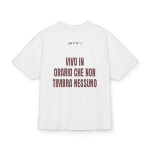 VIVO DI NOTTE — ‘VIVO IN ORARIO CHE NON TIMBRA NESSUNO’ · Oversize